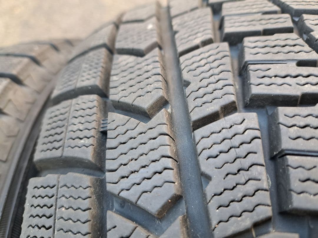 バリ山！195/65R15×4本信頼のダンロップ！ ウインターMAX送料￥300