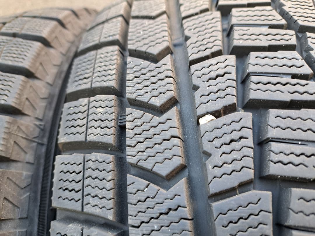 バリ山！195/65R15×4本信頼のダンロップ！ ウインターMAX送料￥300