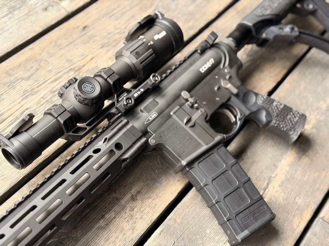 最安値！！【実物】SIG TANGO MSR 1-8x24 シグザウエルスコープ