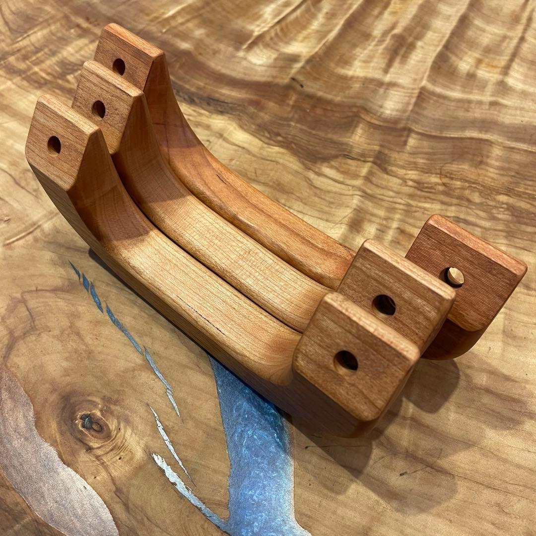 キャラバンE26 ブラックチェリーアシストグリップ　Ａピラー助手席天井3点セット