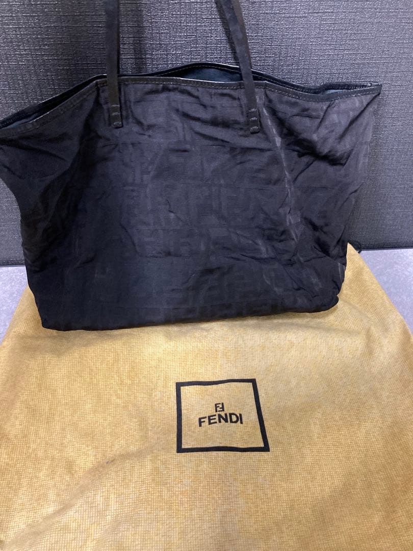 フェンディ FENDI ズッカ柄 トートバッグ ポーチ付
