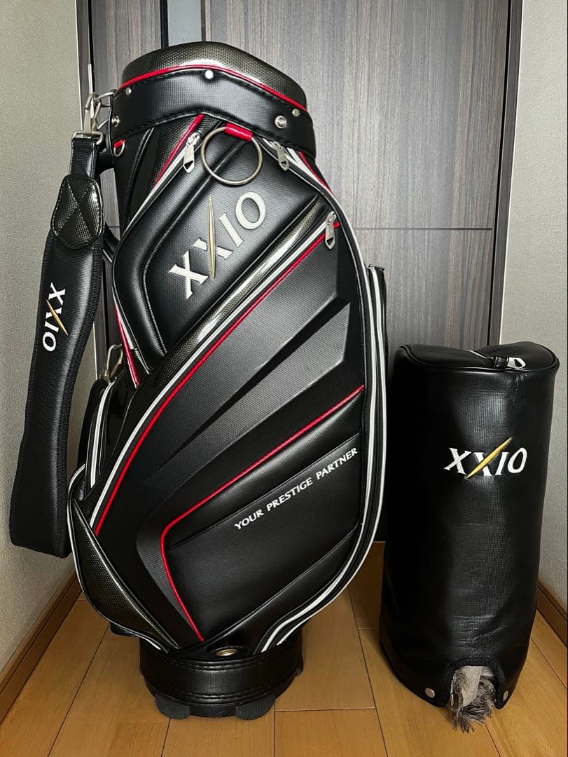 専用　XXIO ゼクシオ キャディバッグ スポーツモデル　レザー調 黒　9.5型