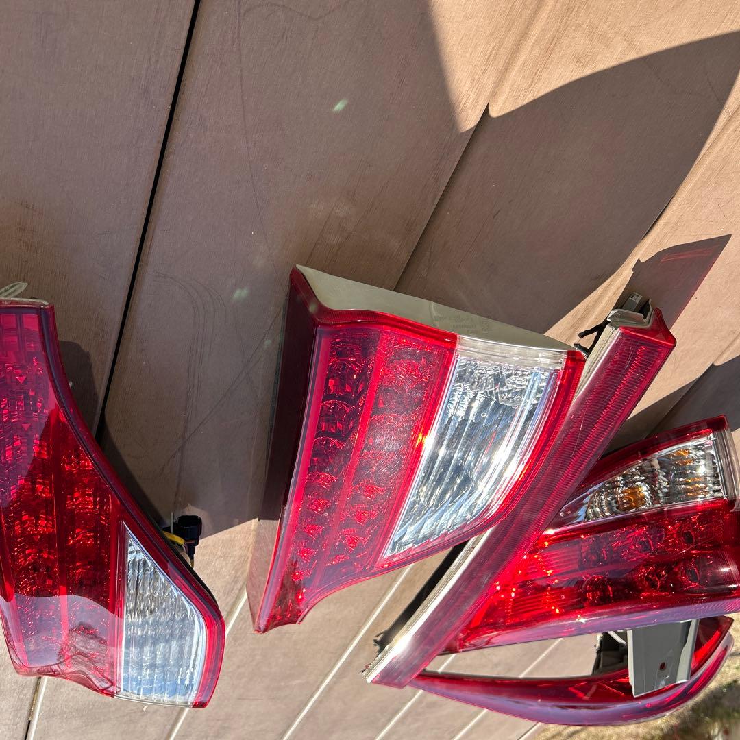 エスティマ　50系　中期 純正テールライト5点セット　美品