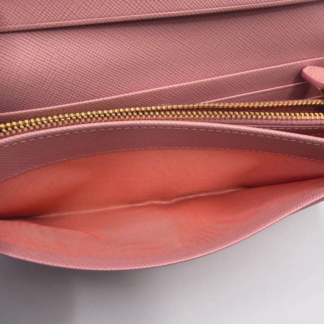PRADA サフィアーノ 長財布 ピンク ゴールド金具 箱・カード付 メタル