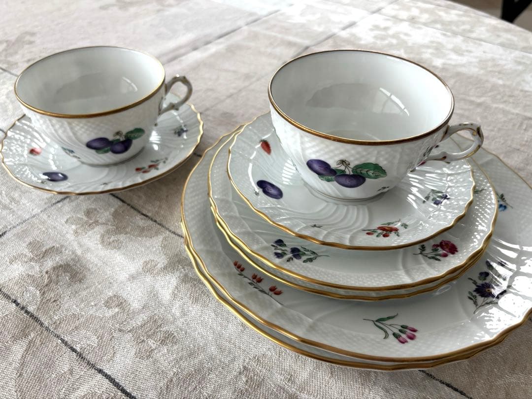 リチャードジノリ　ペルージャ　ベッキオフルーツ カップ2客&プレート４枚 計6点