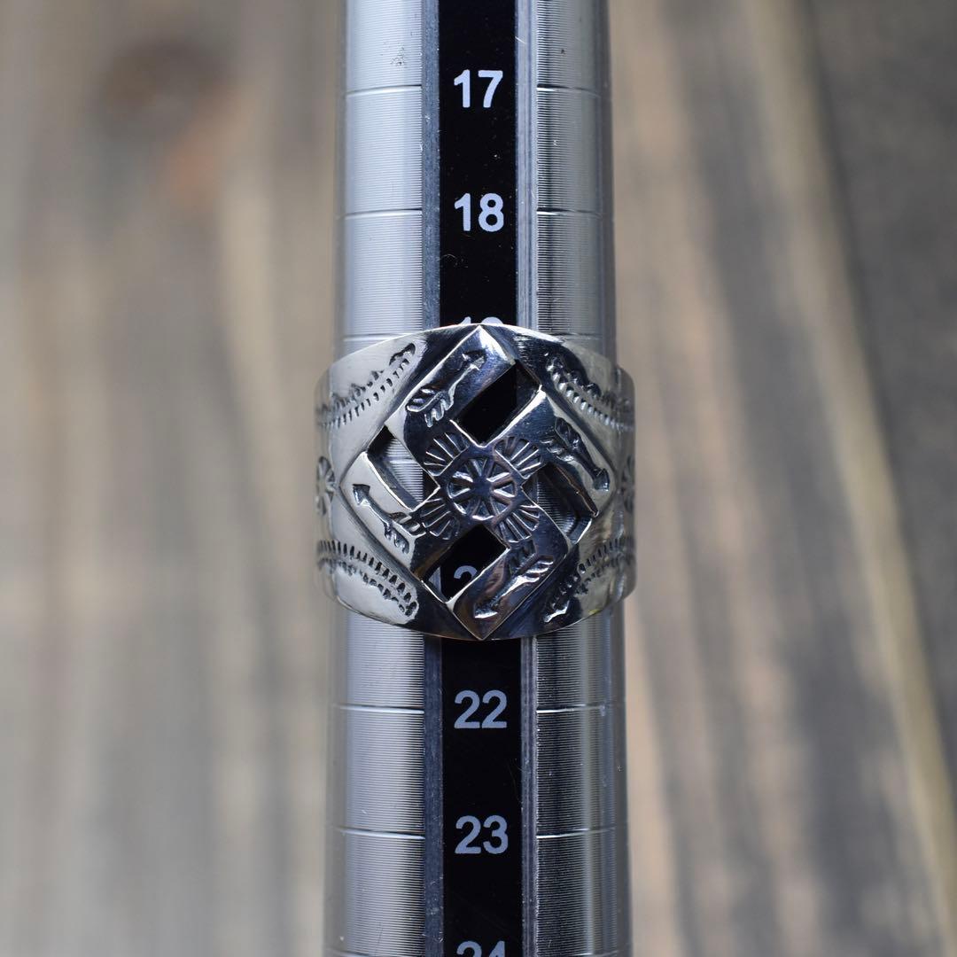 20号 シルバー925 カットアウト スワスティカ 卍 インディアンジュエリー