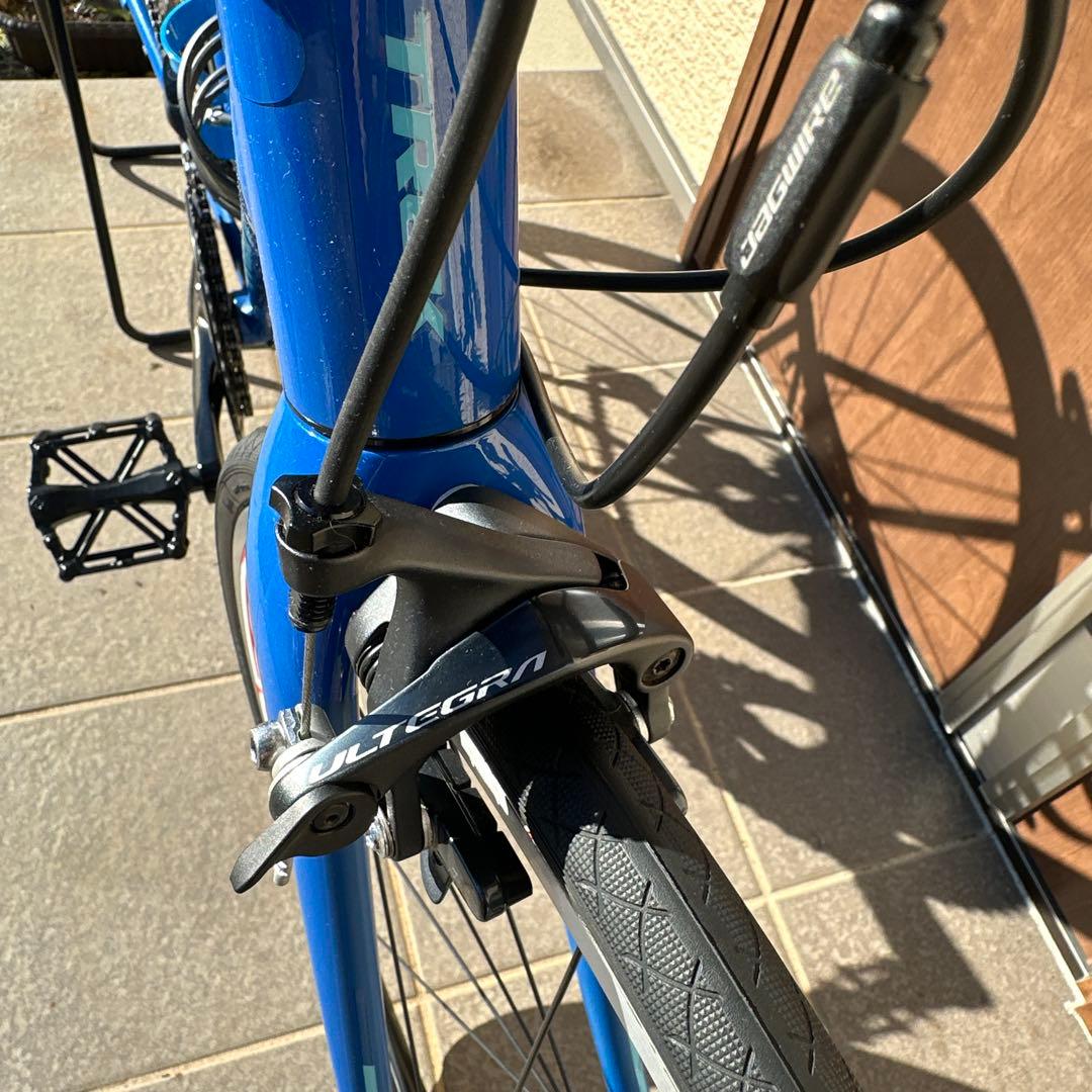 新車同様コンディション　TREK DOMANE AL2 アルテグラブレーキ