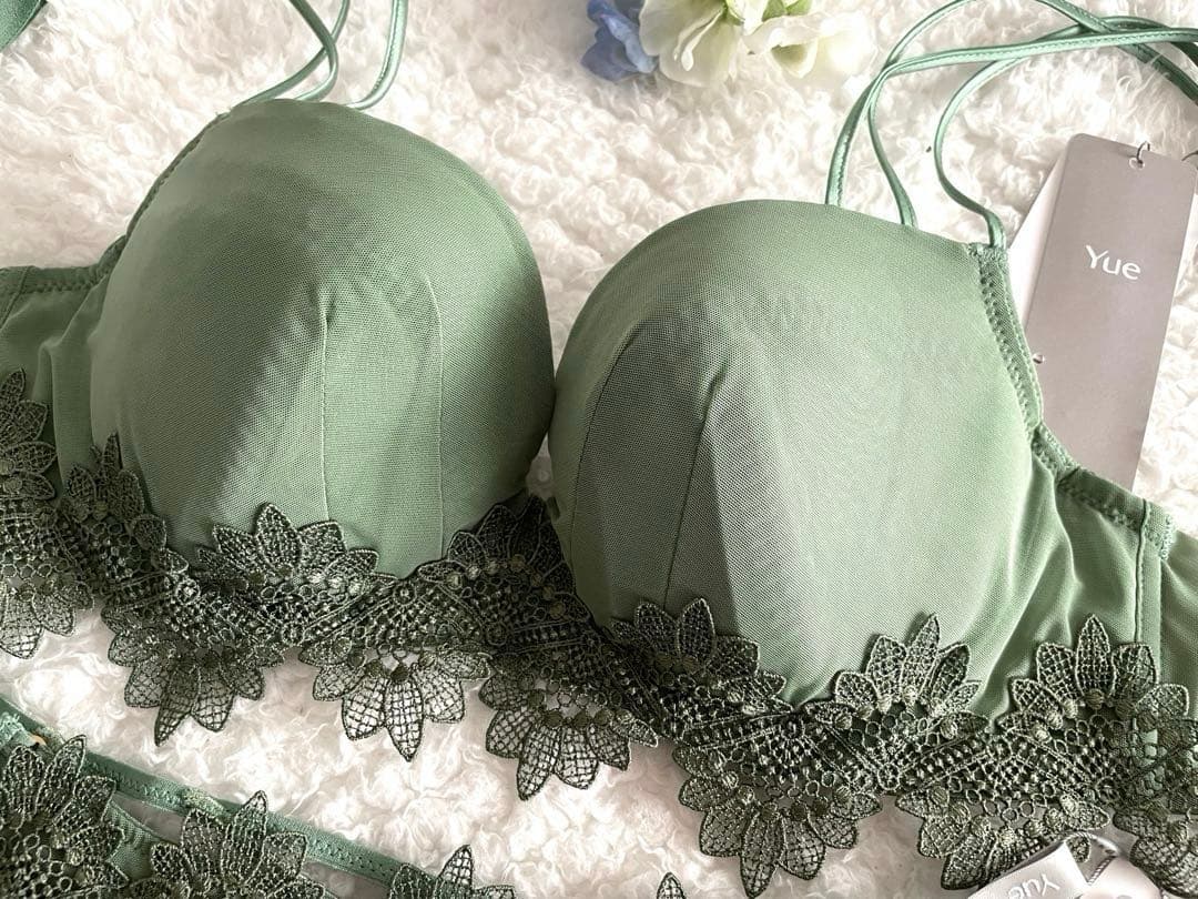 ✨Bianco☆gioco★eroi✨M  ユエ E70/M 34G