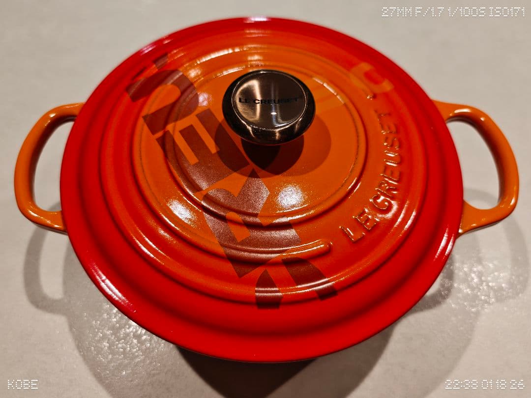 ル・クルーゼ　ビッグロゴ コレクション　シグニチャー ココット・ロンド 22cm