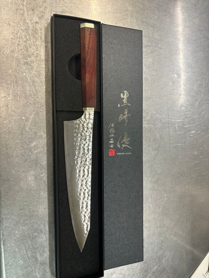 22000円値下げしました。黒崎優　閃光　鋭　SG2 210mm牛刀