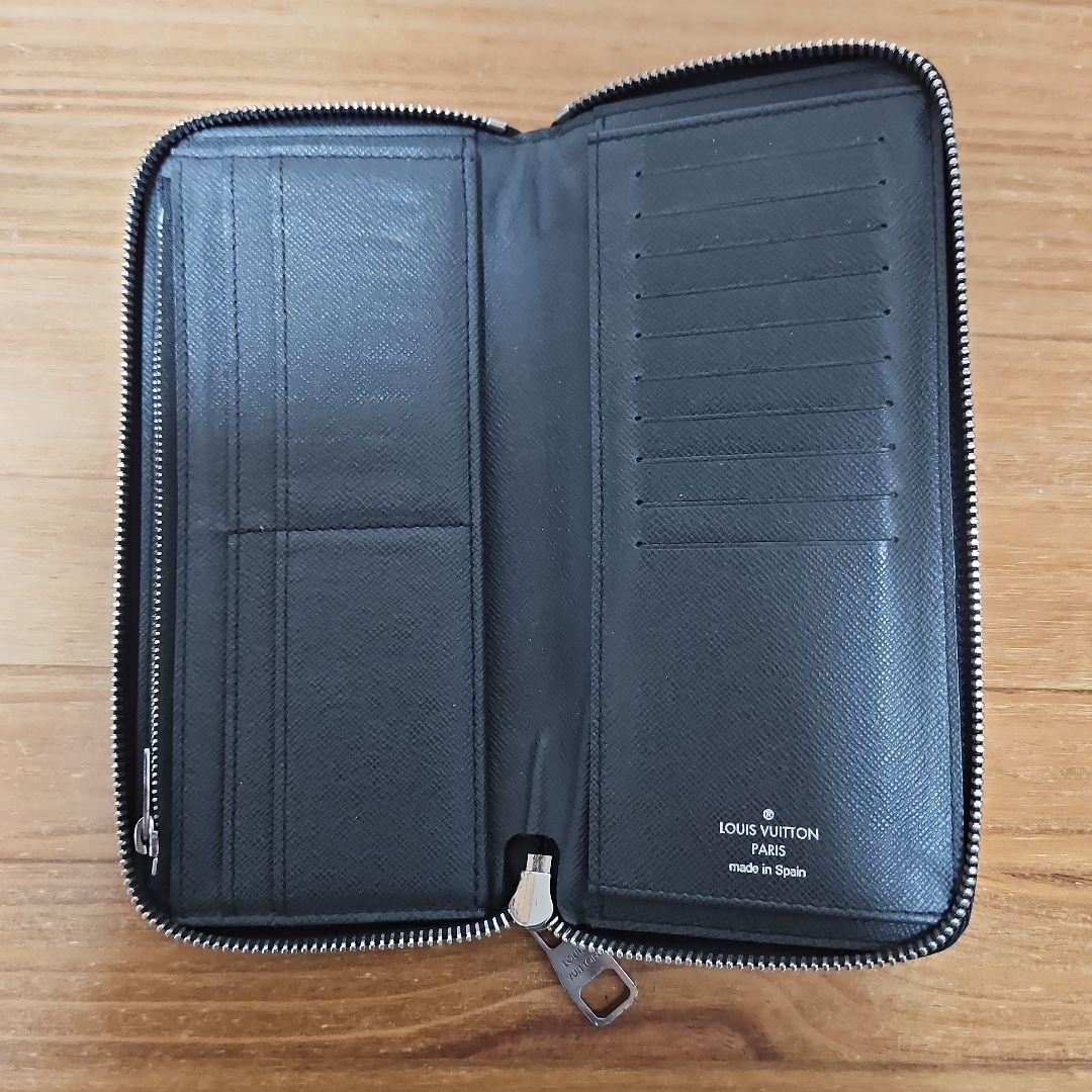 【美品】Louis Vuitton タイガ ヴェルティカルジッピーウォレット