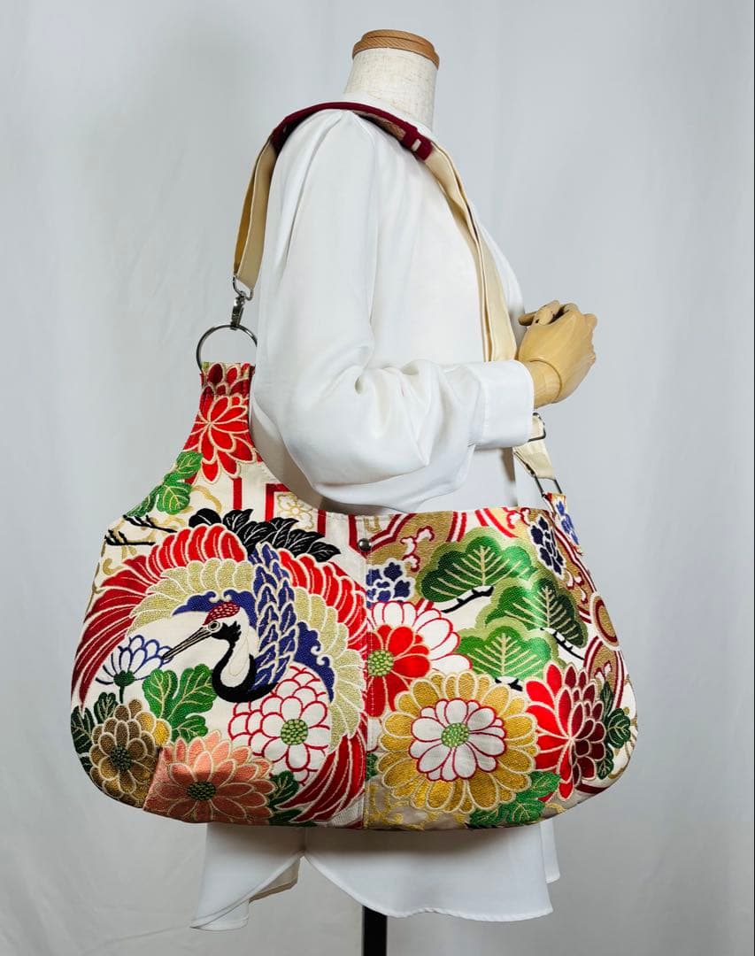 帯バッグリメイク　771番アシンメトリーBIGリバーシブル(肩あて飾り付き)