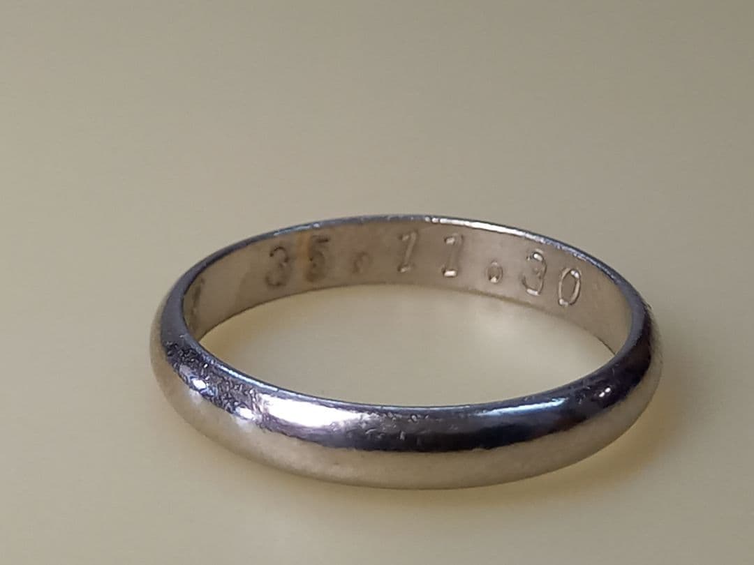 指輪　Pt1000　甲丸　プラチナ　リング