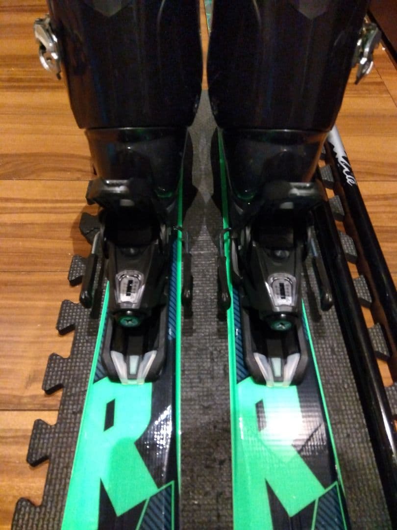 【ハイエンド】ROSSIGNOL 学生・男女兼用 スキーセット メンテ・WAX済