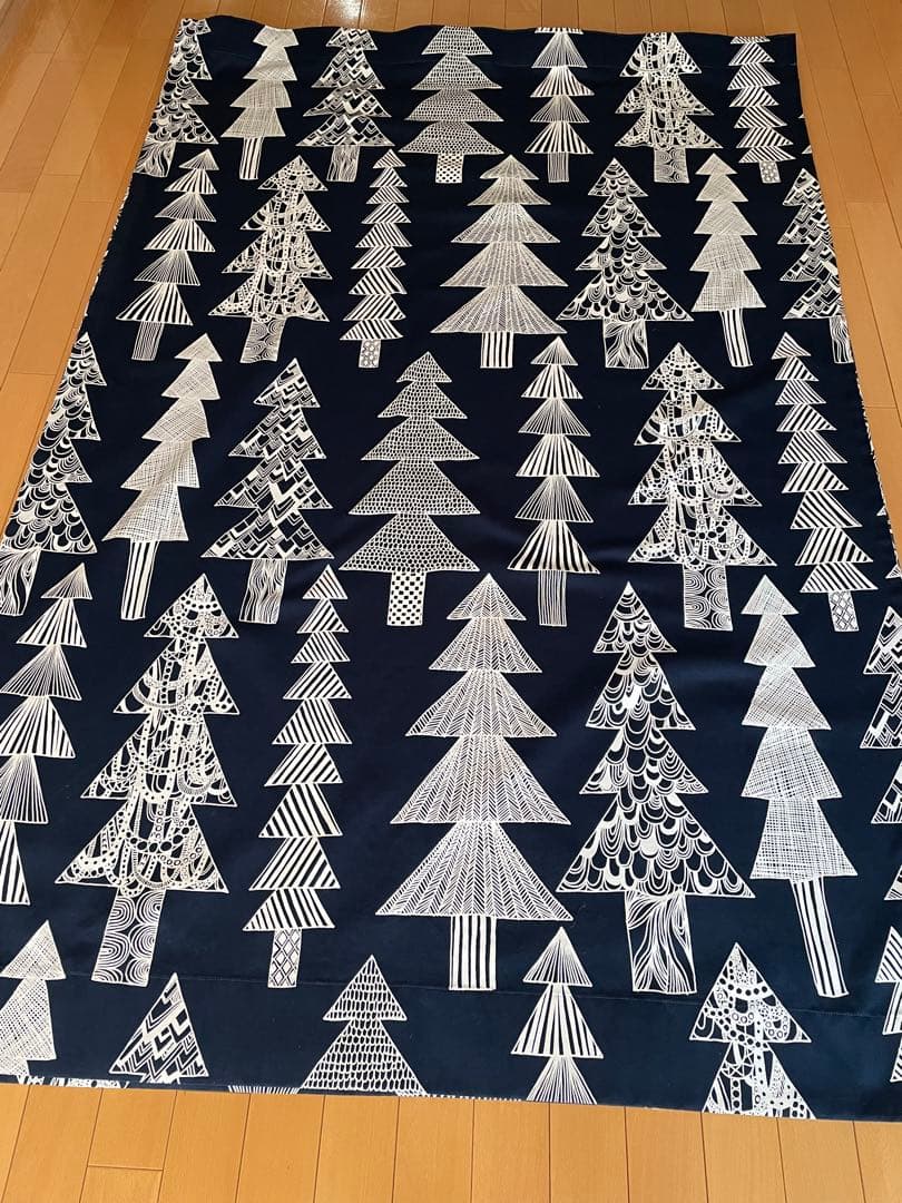 マリメッコ　クーシコッサ　カーテン ファブリック