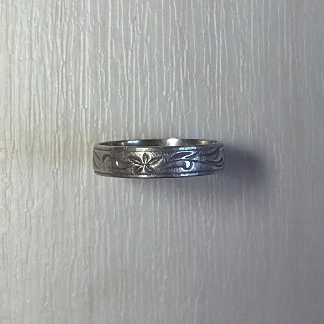 Pt850 和彫りリング