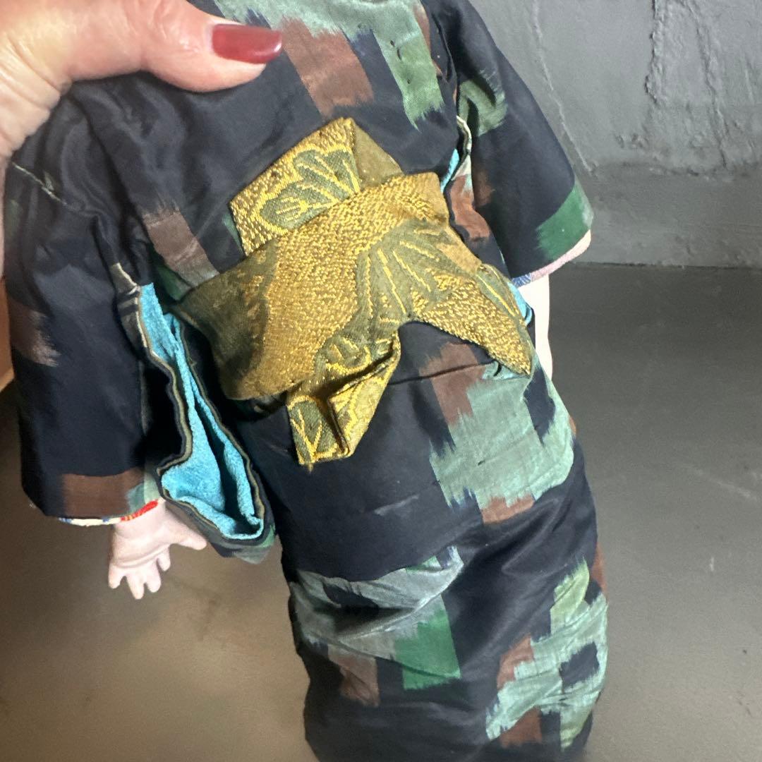 瞬間的お値下げ❣️ヴィンテージ　市松人形 男の子　黒と緑の模様