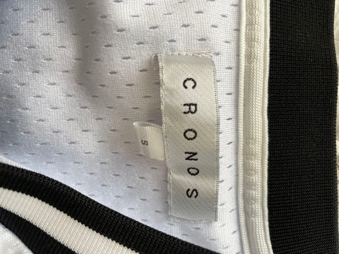 大人気即完売　cronos タンクトップ　ノースリーブ