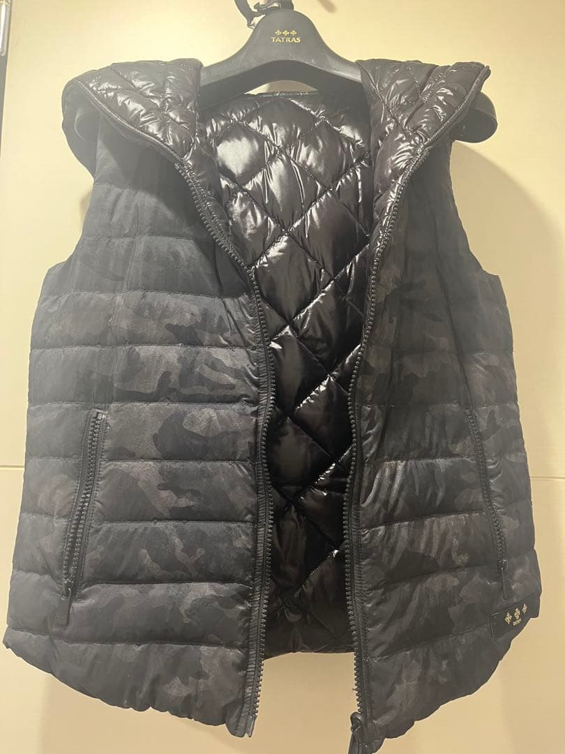 ✨美品TATRAS ✨迷彩×黒 リバーシブル レディース ダウンベスト サイズ1