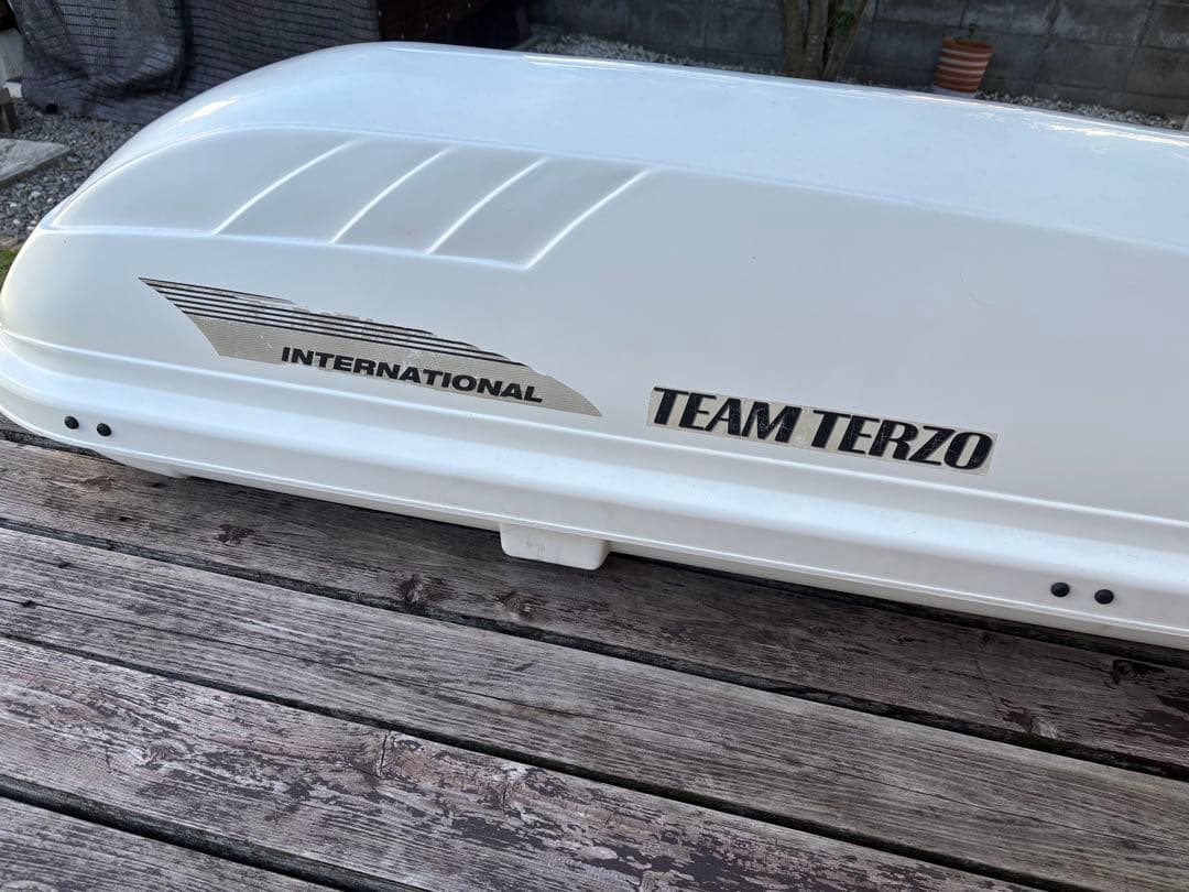 TERZO　ルーフボックス
