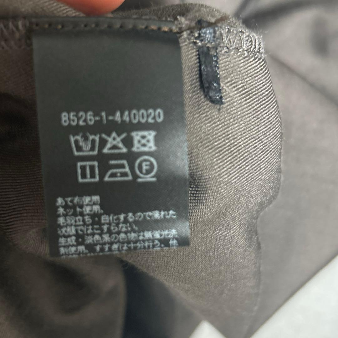 コンテ完売品　辺見えみりさん着用フロントボタン Vネックオールインワン