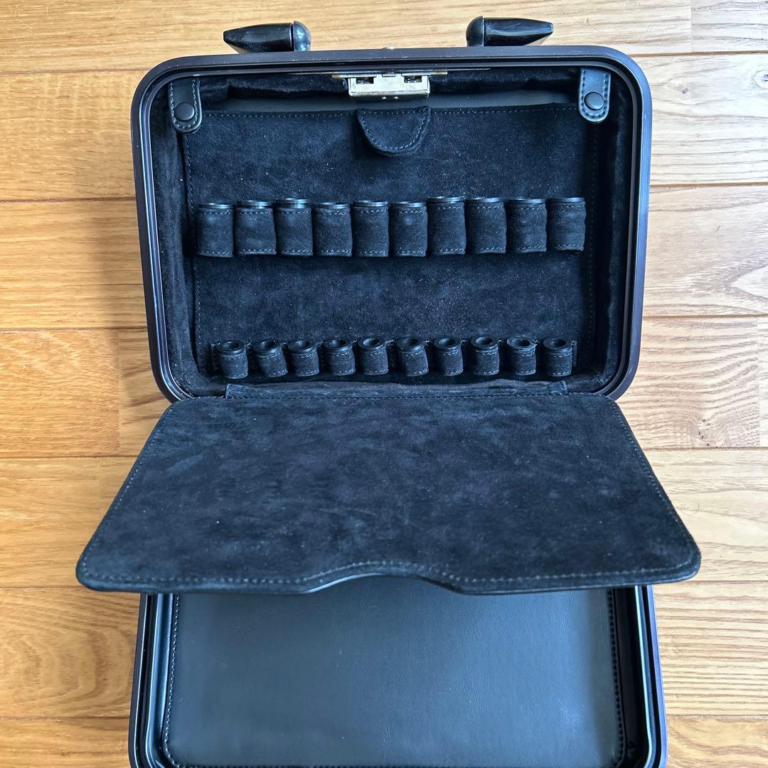 ZERO HALLIBURTON 万年筆ケース(ショルダーストラップ付き)