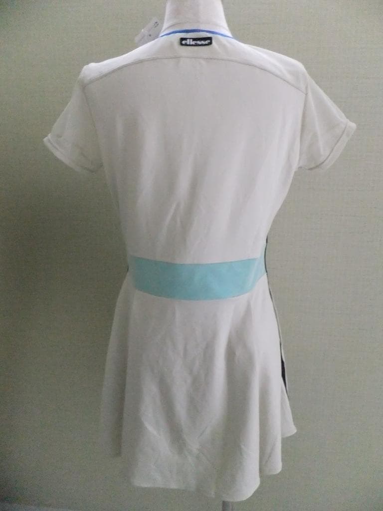 新品タグ付き エレッセ ワンピース テニスウェアL ドレス 吸水速乾