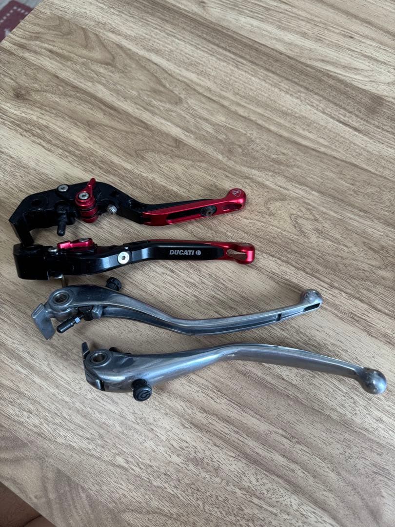 【中古】DUCATI MONSTER1200純正レバーセット/1198/1098