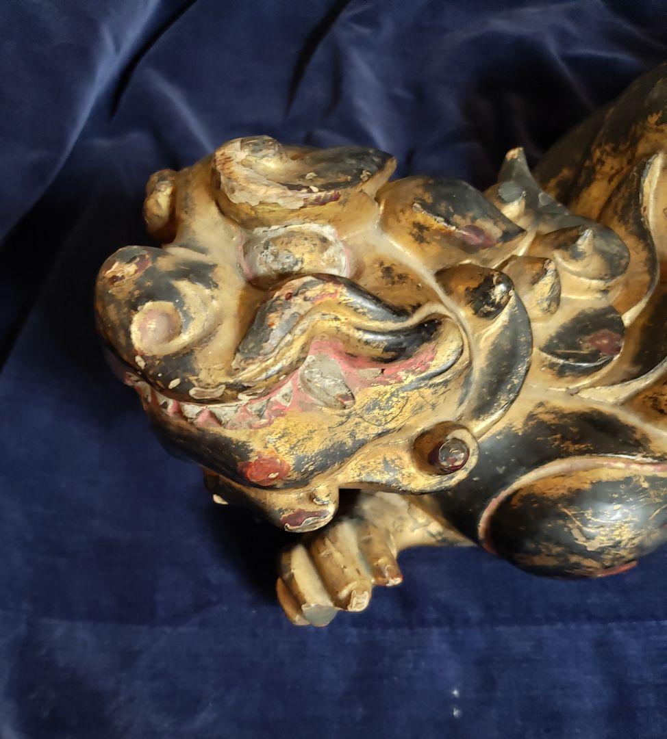 Ｎo197　古い獅子の金箔木彫(仏教彫刻) 室町・江戸期