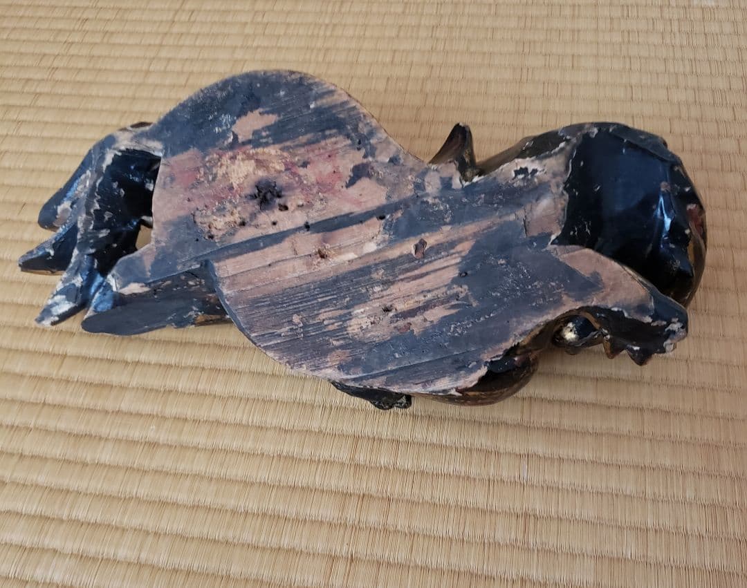 Ｎo197　古い獅子の金箔木彫(仏教彫刻) 室町・江戸期