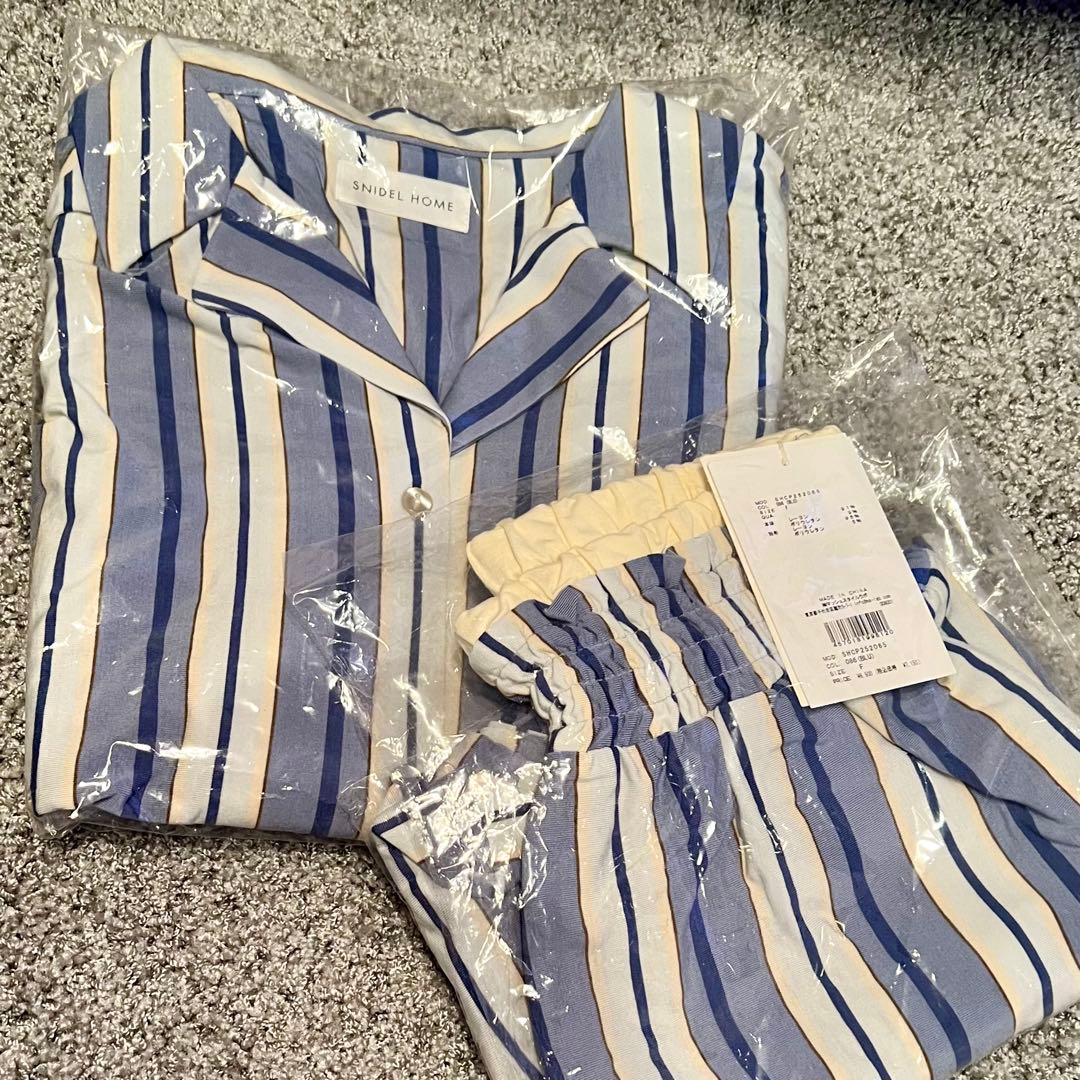 【新品未開封】SNIDEL/ストライプカット開襟シャツ セットアップ