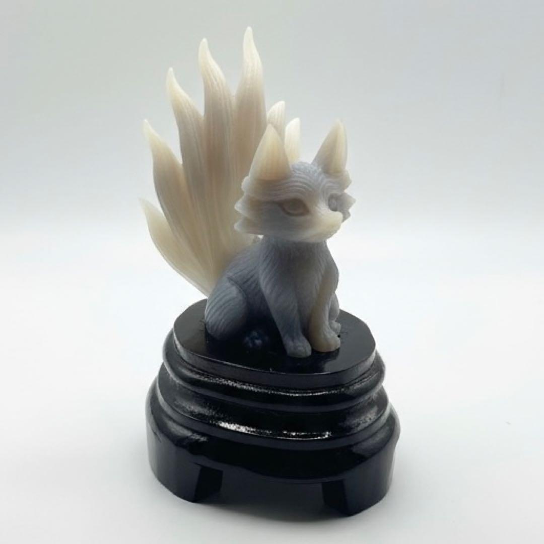 天然石　アゲート九尾の狐彫り☘︎ ݁˖.財運　パワーストーン