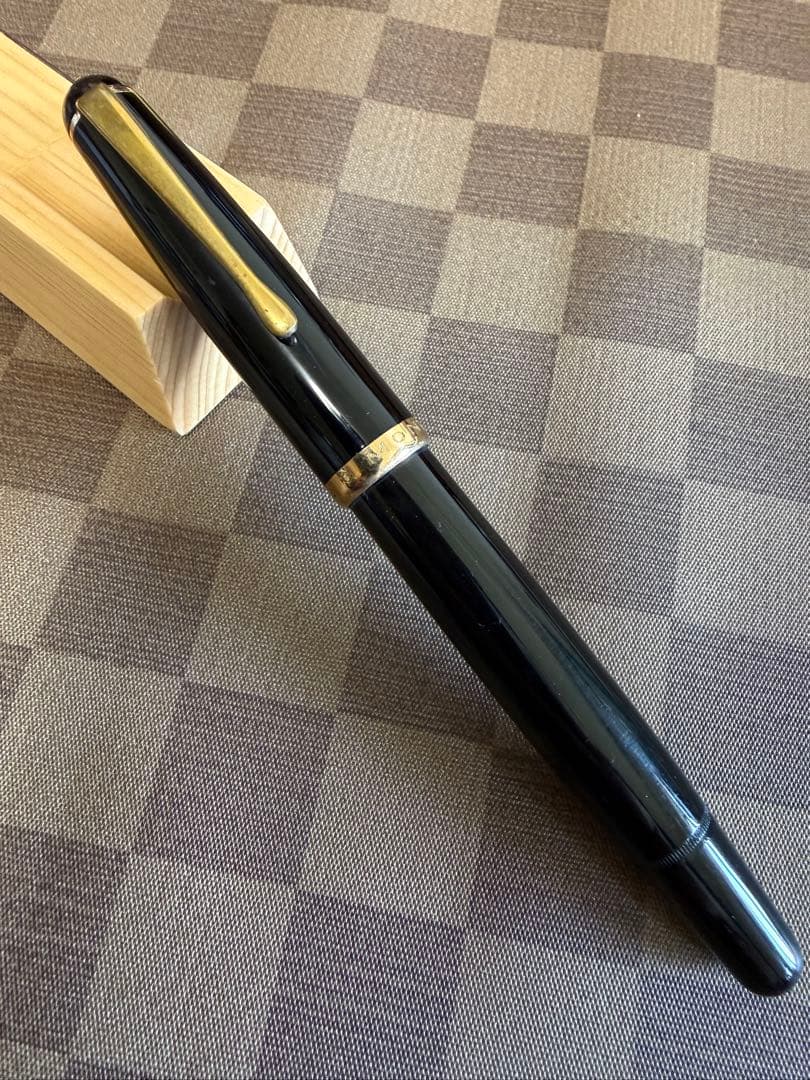 モンブラン万年筆342、ペン先はKM