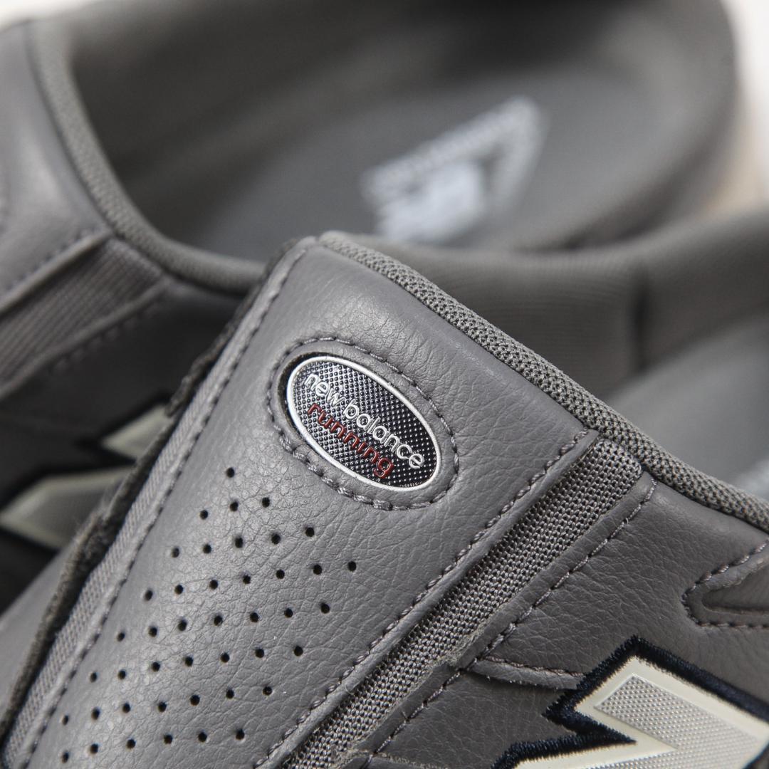 極美品 New Balance M2002RMJ US9.5D ダークグレー