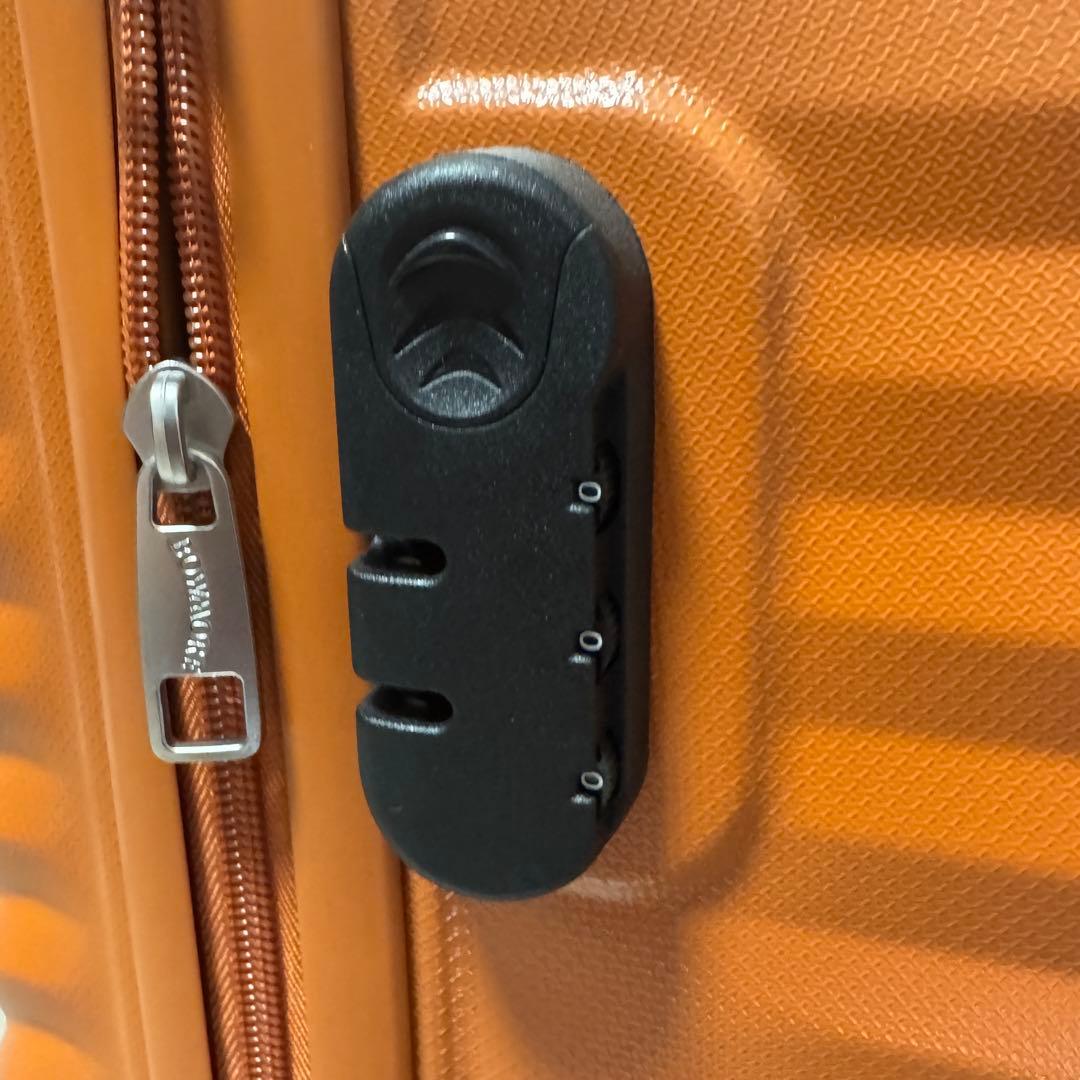 AMERICAN TOURISTER BOWMORE キャリーケース　未使用