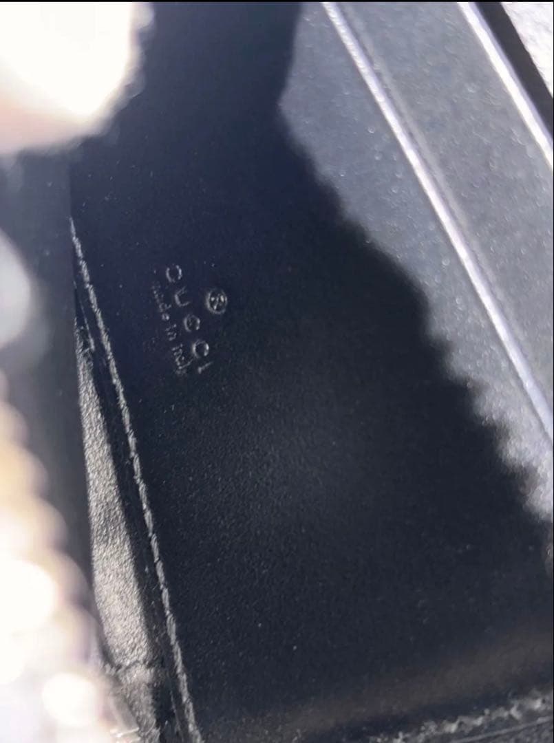 【美品】GUCCI グッチ GGエンボス 財布 ブラック ミニウォレット