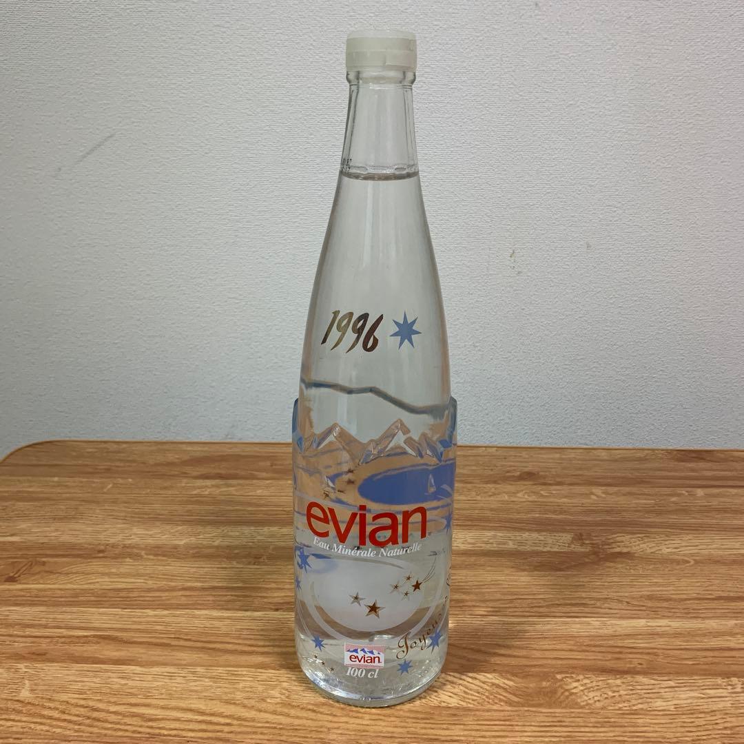 エビアン イヤーボトル 1995-1998年セット
