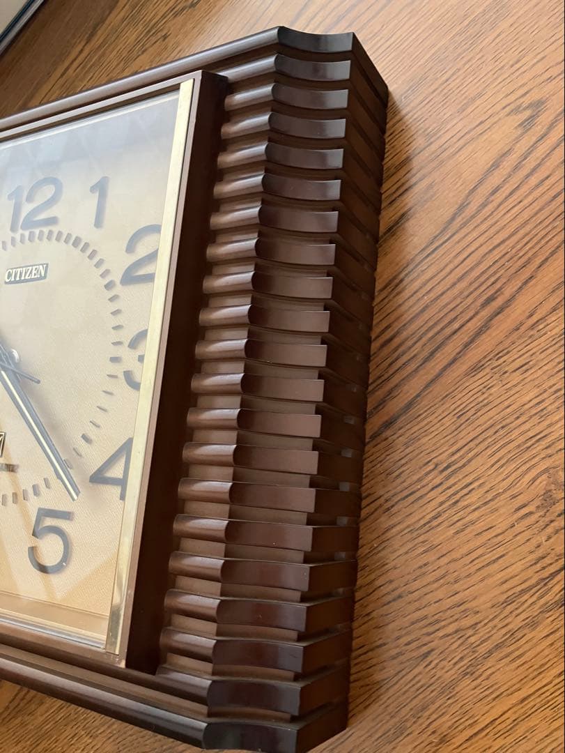 シチズン　昭和レトロ　壁掛け時計　水晶時計　リズムクォーツ　レトロインテリア
