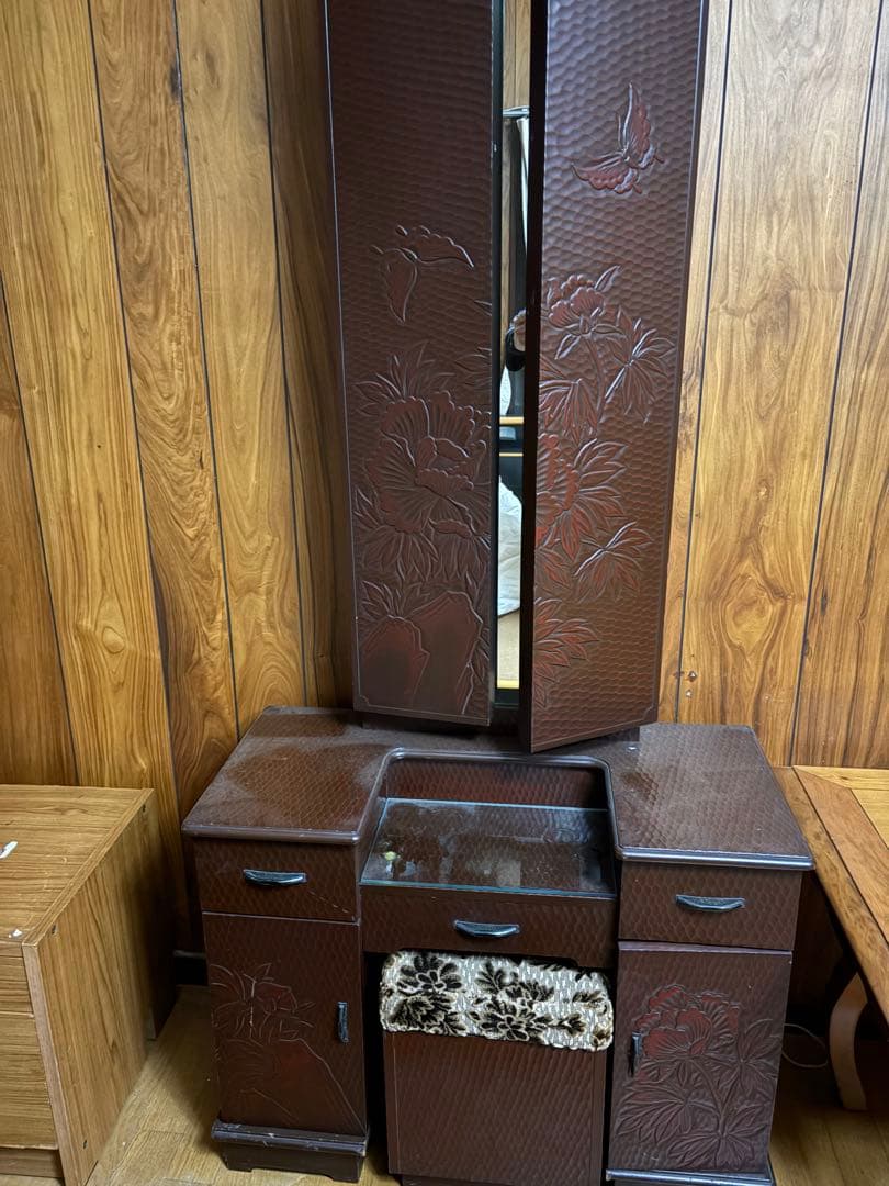 鎌倉彫　三面鏡ドレッサー