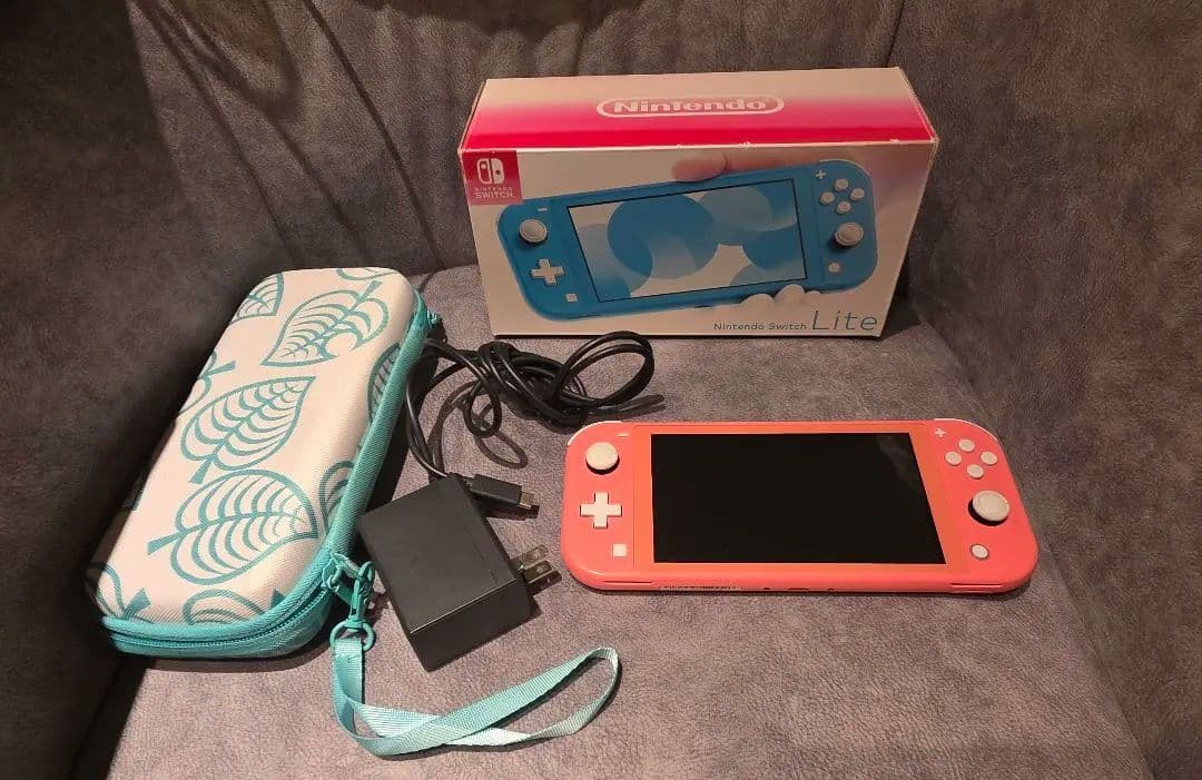 Switchライト コーラル