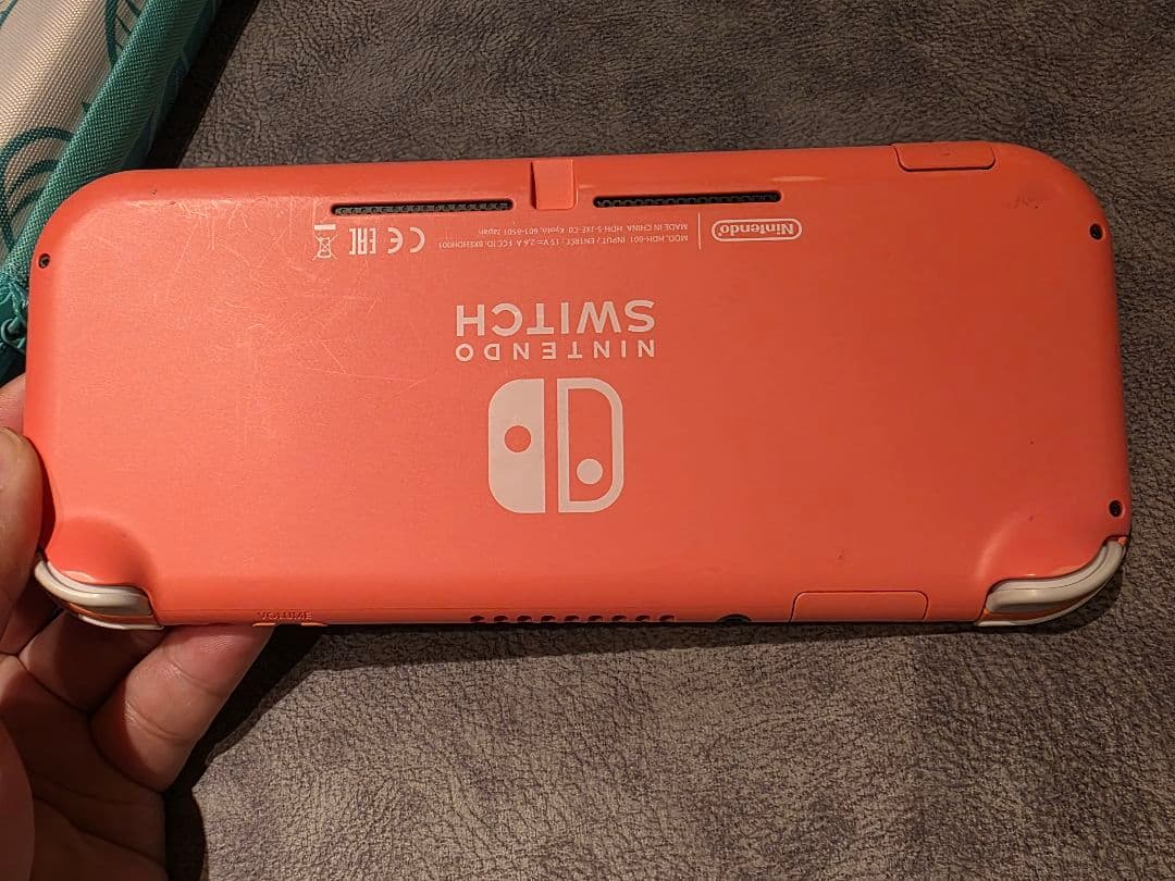 Switchライト コーラル