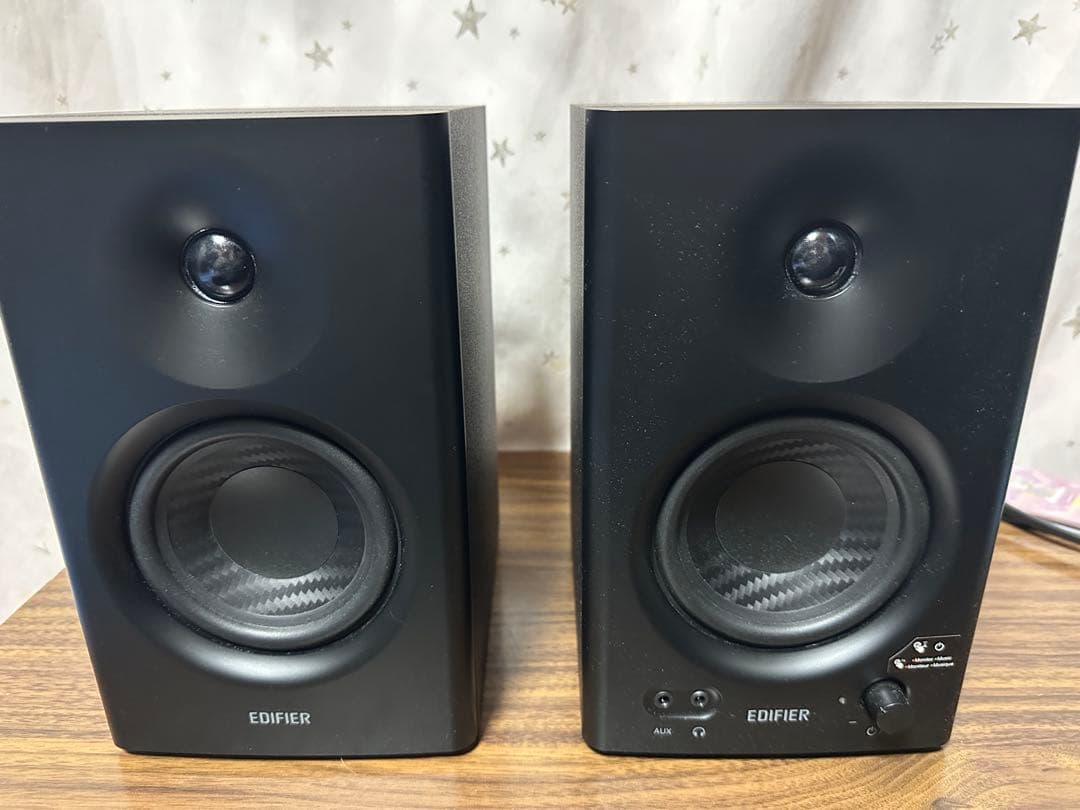 スピーカー・ウーファー EDIFIER MR4