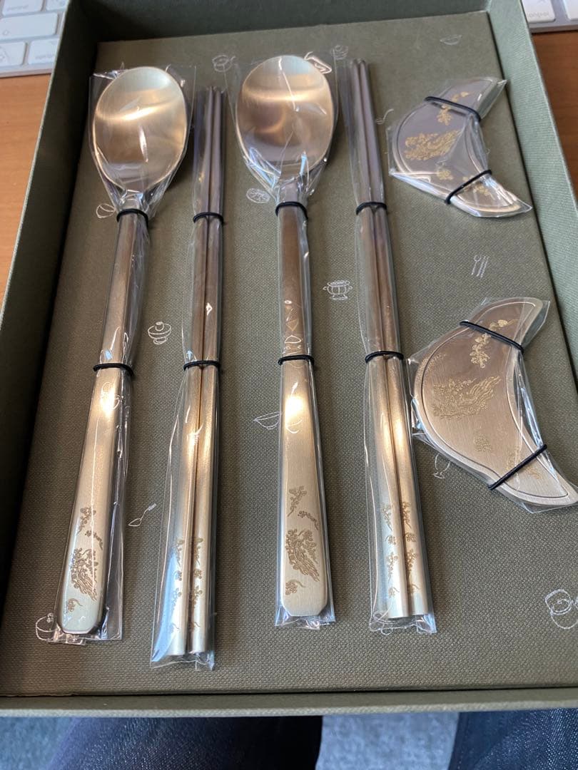 Ugiu 韓国 鍮器 真鍮製カトラリーセット スプーン＆箸セット　二人用