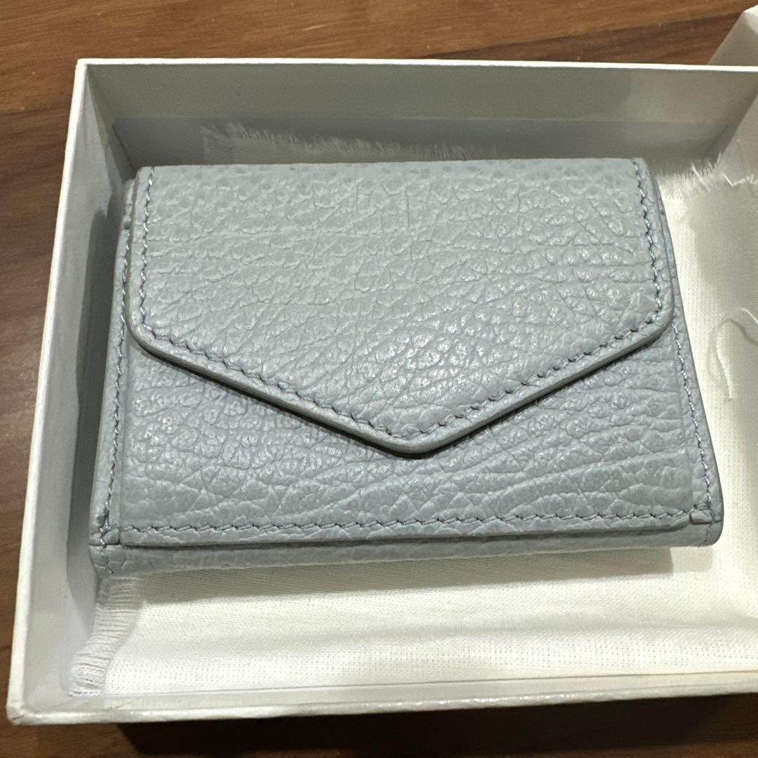 メゾンマルジェラ　ブルーグレー　レザー 三つ折り財布 箱付き