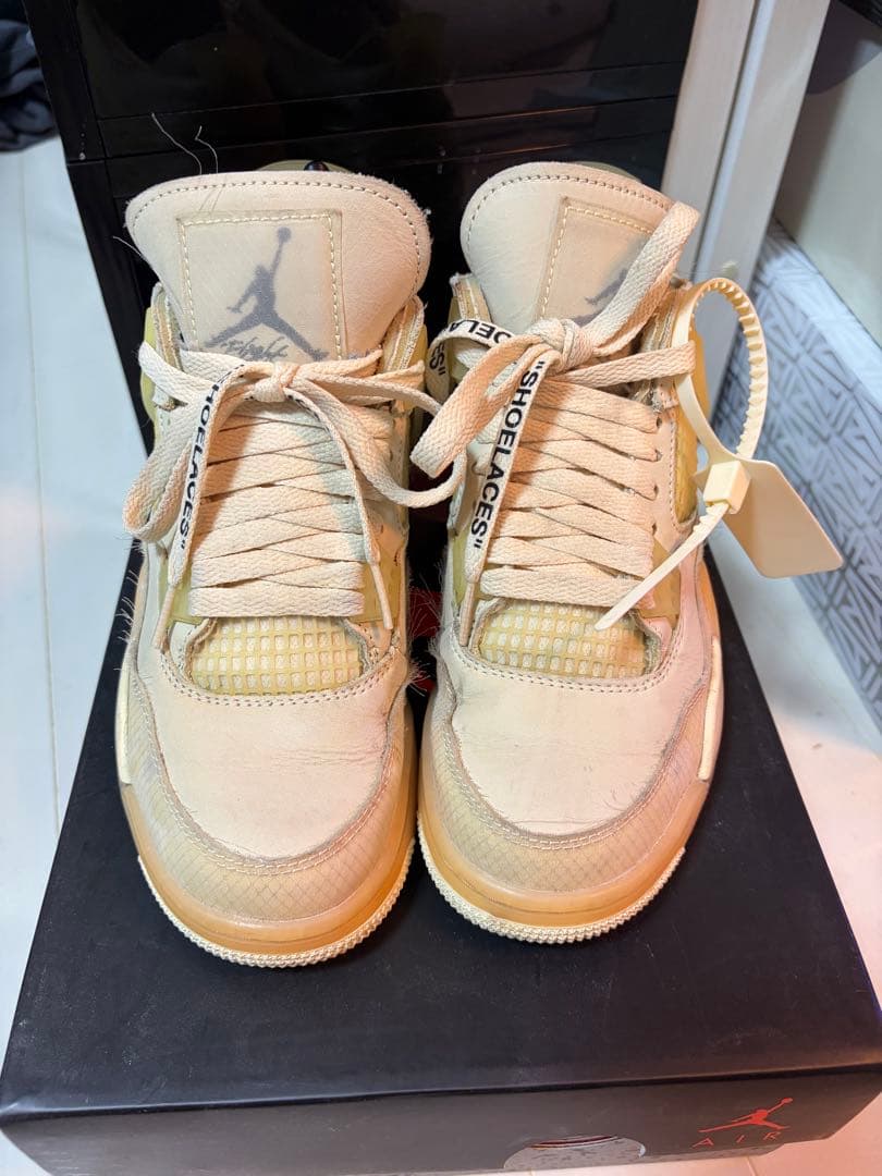 Off-White × Nike Women's Air Jordan
