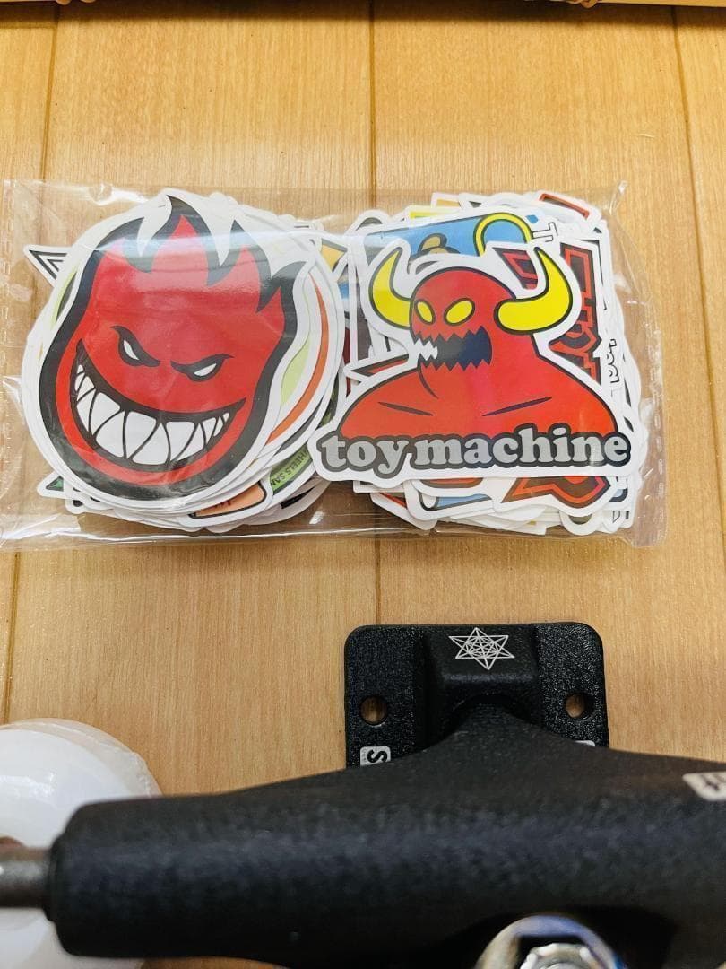 DIYスケートボード8.0コンプリート ストリート系ステッカー100枚付き