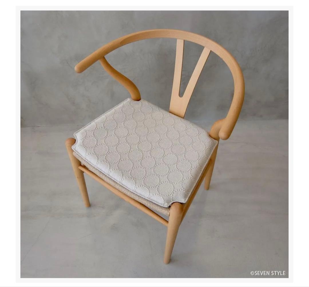 Yチェア専用シートクッション Kvadrat タンバリンハリンダル（グレージュ）