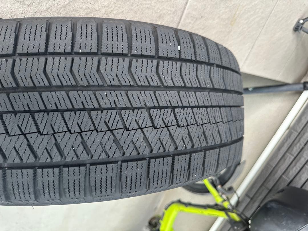 ヴェゼル 美品 18インチ スタッドレス タイヤ ホイール セット オデッセイ