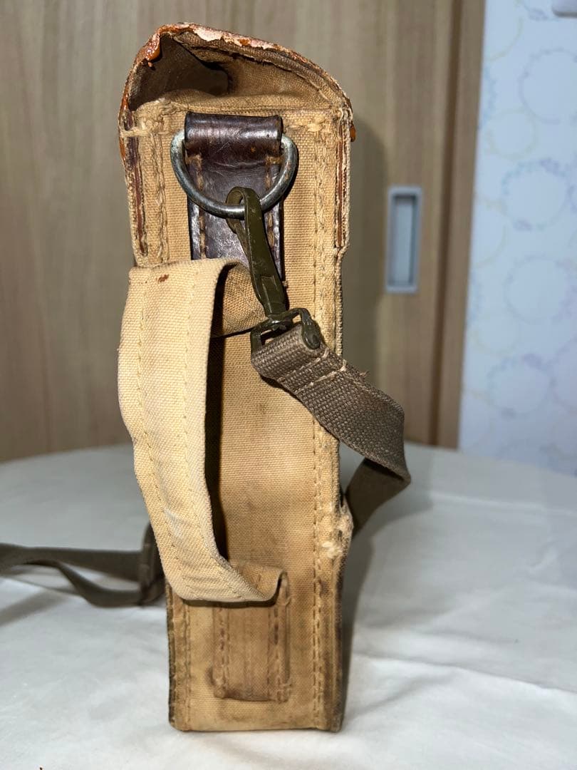 日本軍　96式・99式軽機関銃弾倉嚢