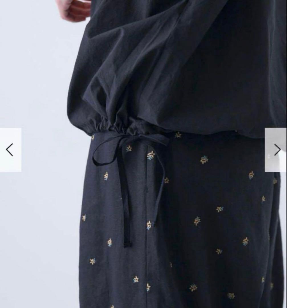 かぐれ　新品　今季　2025 半袖　フリルスリーブプルオーバー　ブラック